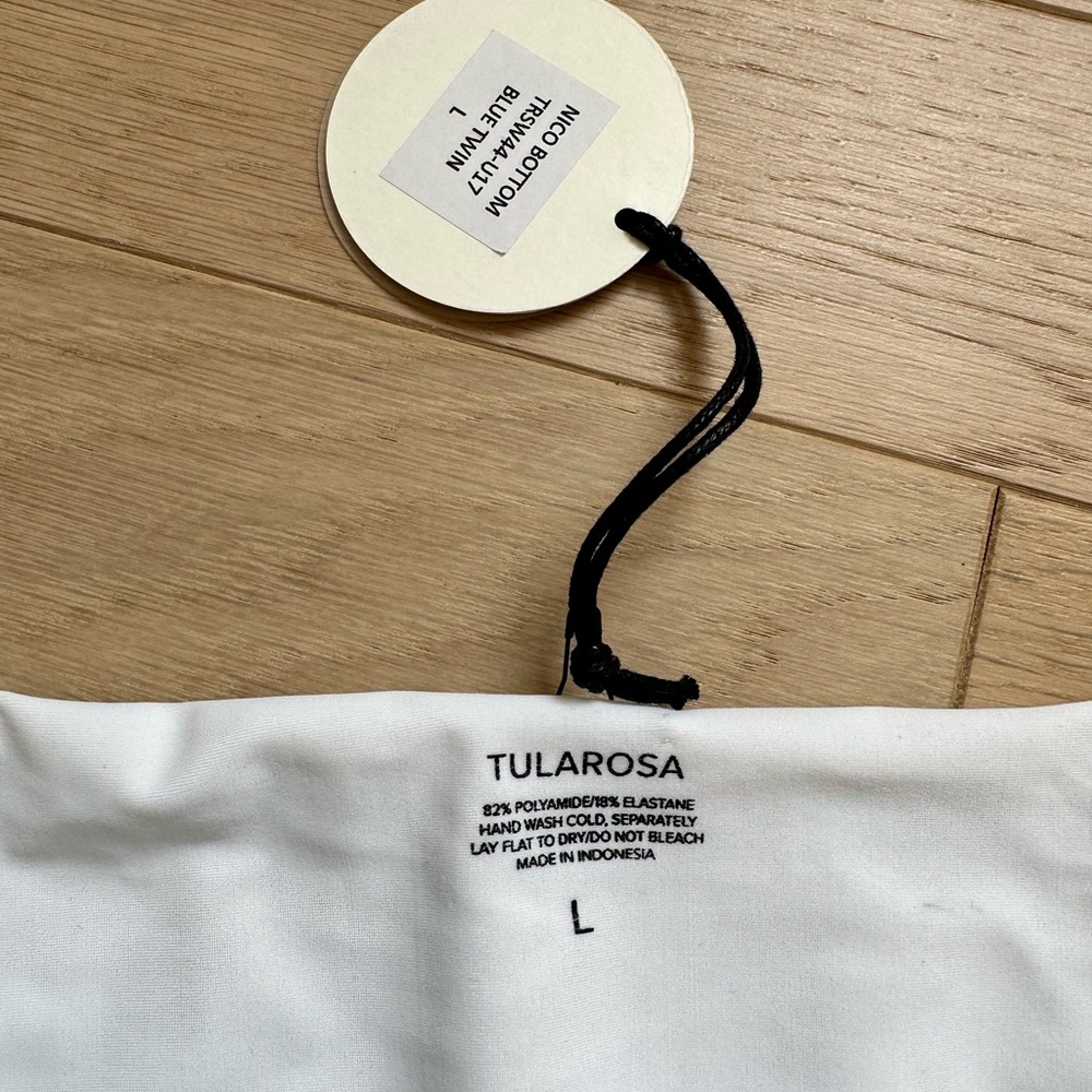 (NWT) TULAROSA Nico Bikini With Ruffle Top - Picture 9 of 11